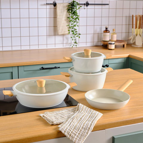 Karaca Swiss Crystal Almond Cream Batterie de Cuisine Induction 7 pièces Karaca Swiss Crystal Almond Cream Batterie de Cuisine Induction 7 pièces