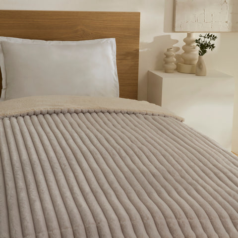 Karaca Stripe Sherpa, Couverture, 150x200cm, Gris