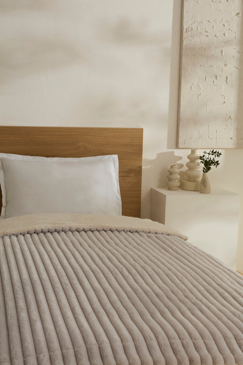 Karaca Stripe Sherpa, Couverture, 150x200cm, Gris
