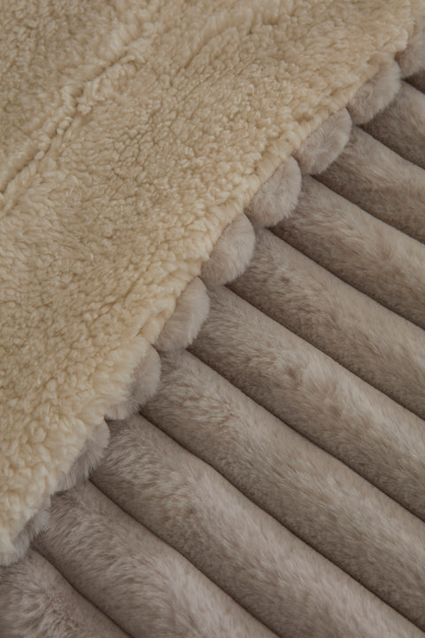 Karaca Stripe Sherpa, Couverture, 150x200cm, Gris
