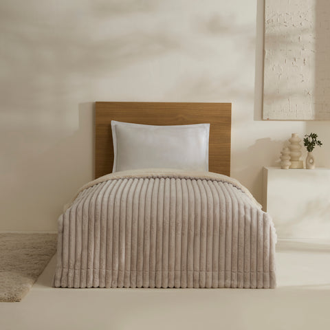 Karaca Stripe Sherpa, Couverture, 150x200cm, Gris