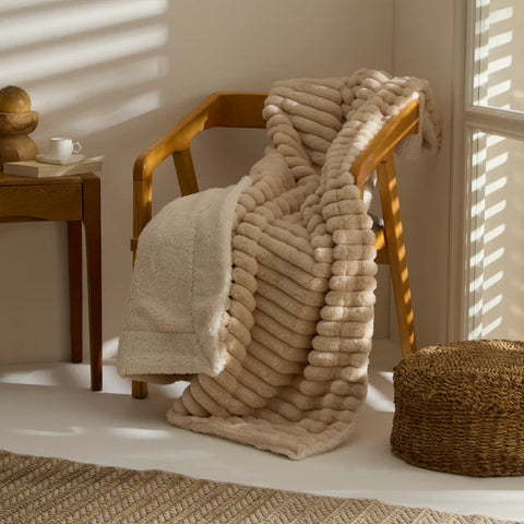 Plaid TV Karaca Rabbit Sherpa Beige