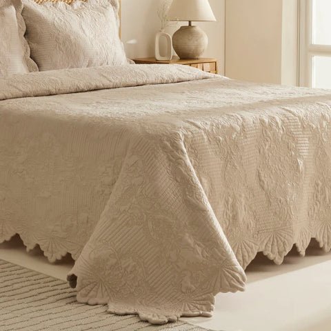 Ensemble de Couvre-lit Camille Beige 230x240 cm + 2 Taies (50x70 cm)