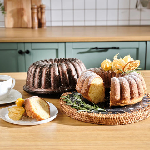 Karaca Cake Pro Lina Moule à gâteau en aluminium moulé marron, 25,5 cm