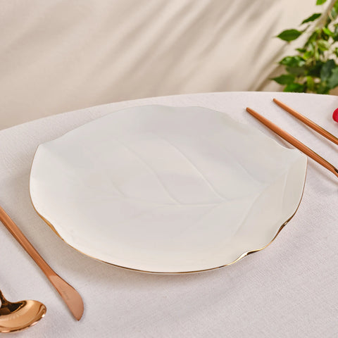Karaca x Müge Anlı Assiette de Service Dorée 27 Cm