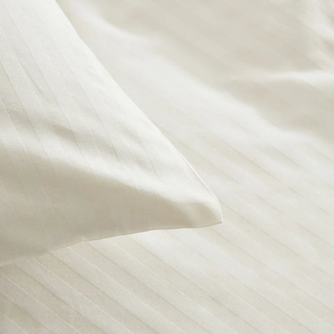 Ensemble de Couette Satinée Karaca Home Josef à Rayures Double, Écru