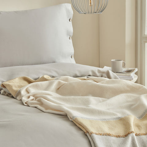 Karaca Home Nevada lit double Crème Housse de couette Jacquard Couvre-lit Set jaune moutarde