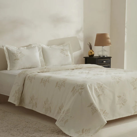 Karaca Home Aurelia Couverture Double Brodée Écrue