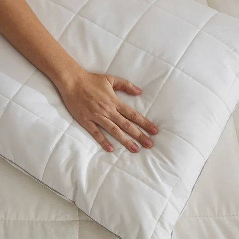 Oreiller matelassé en coton Karaca Home