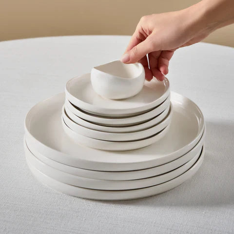 Service de présentation Karaca Bone China Olla 28 pièces pour 6 personnes, Blanc