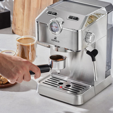 Karaca Coffee Art 1101 Mousseur à Lait, Pression 20 Bars, Machine à Espresso, Latte, Cappuccino, Americano 1,5L Inox