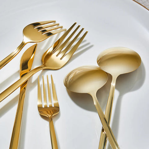 Ensemble de 24 pièces de fourchettes, couteaux et cuillères apricot faro shiny gold avec boîte