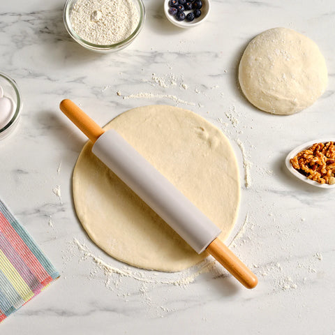 Rouleau à pâtisserie en silicone Karaca x Refika Gadgets avec manches en bois