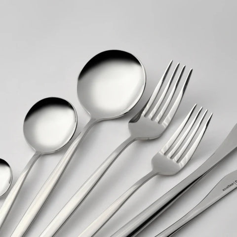 Set de couverts Karaca New Porto 12 personnes 84 pièces