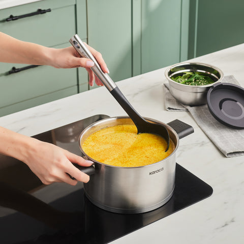 Karaca Aşiyan – Batterie de cuisine 10 pièces en acier inoxydable avec poignées rabattables