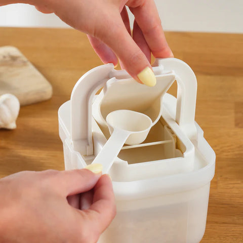 Boîte de conservation avec cuillère Karaca Spoonsafe