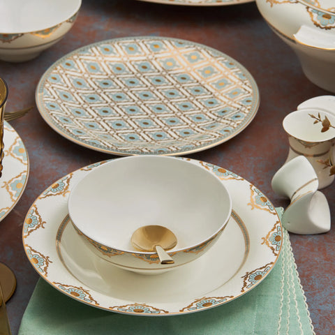 Service de table Karaca Fine Pearl Extra Dorothy pour 12 personnes, 62 pièces