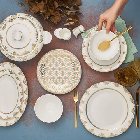 Service de table Karaca Fine Pearl Extra Dorothy pour 12 personnes, 62 pièces