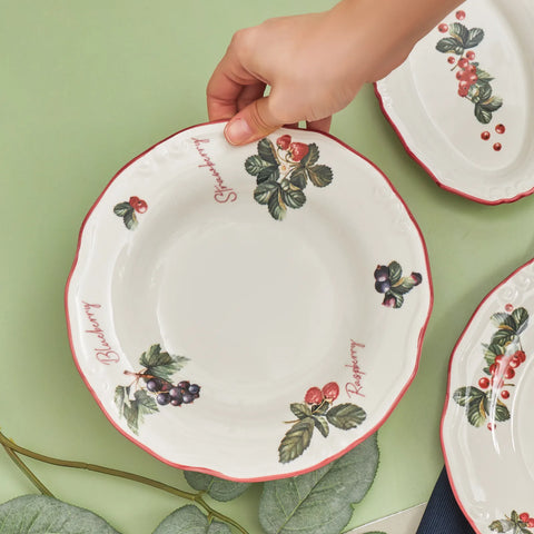 Assiette creuse Karaca cerise, 24 cm