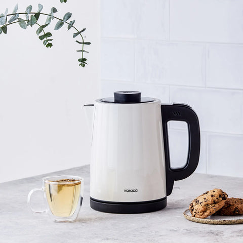 Théière et bouilloire Karaca Tea Break en acier inoxydable, couleur crème