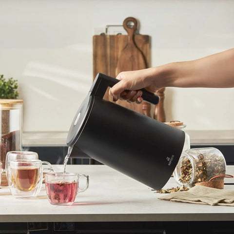Bouilloire Karaca Cool Touch à double paroi 2200W, 1.7LT, à température réglable