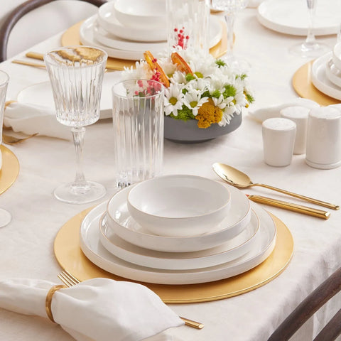 Karaca Red Carpet Collection Service de table Streamline New Saturn 59 pièces, 12 personnes, New Generation Bone, or