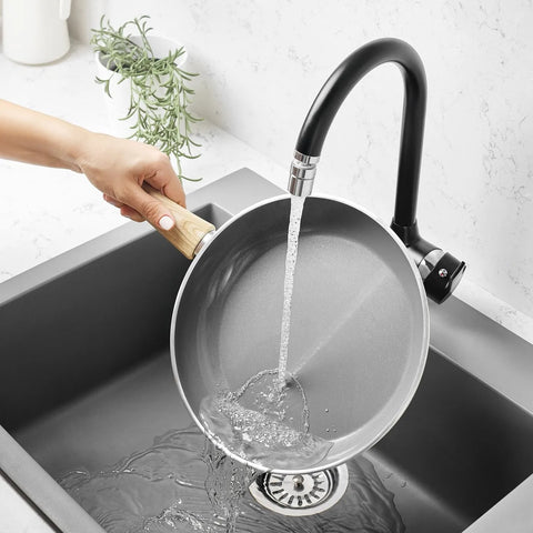 Karaca Swiss Crystal Poêle Crème, 26 cm