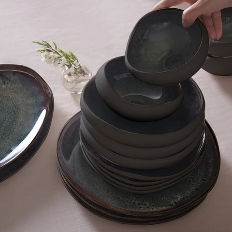 Service de table Karaca Earth Collection Galactic 55 pièces pour 12 personnes – Noir